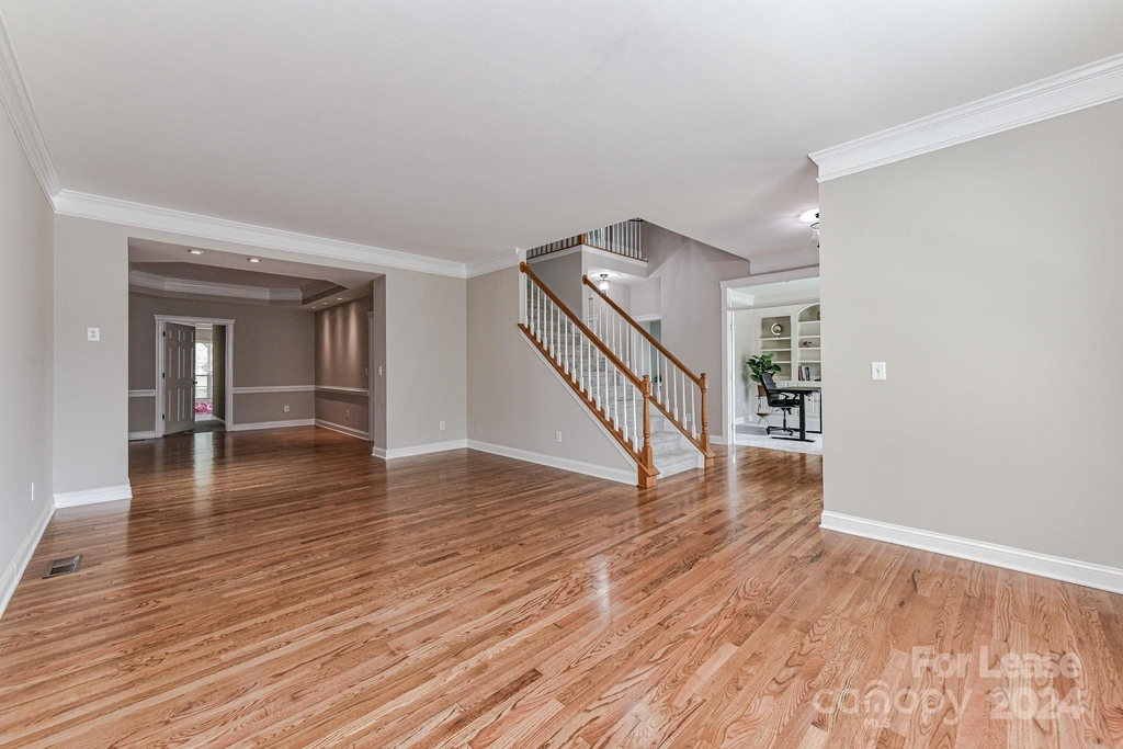 9321 Brentfield Road - Photo 9