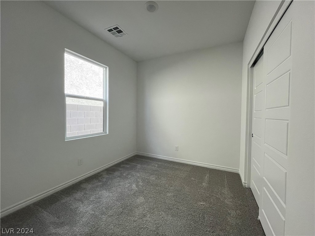 4450 Peressini Street - Photo 7