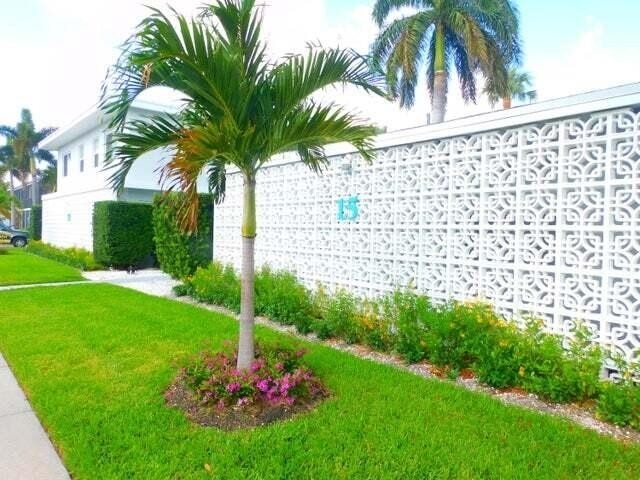 15 S Palmway - Photo 0