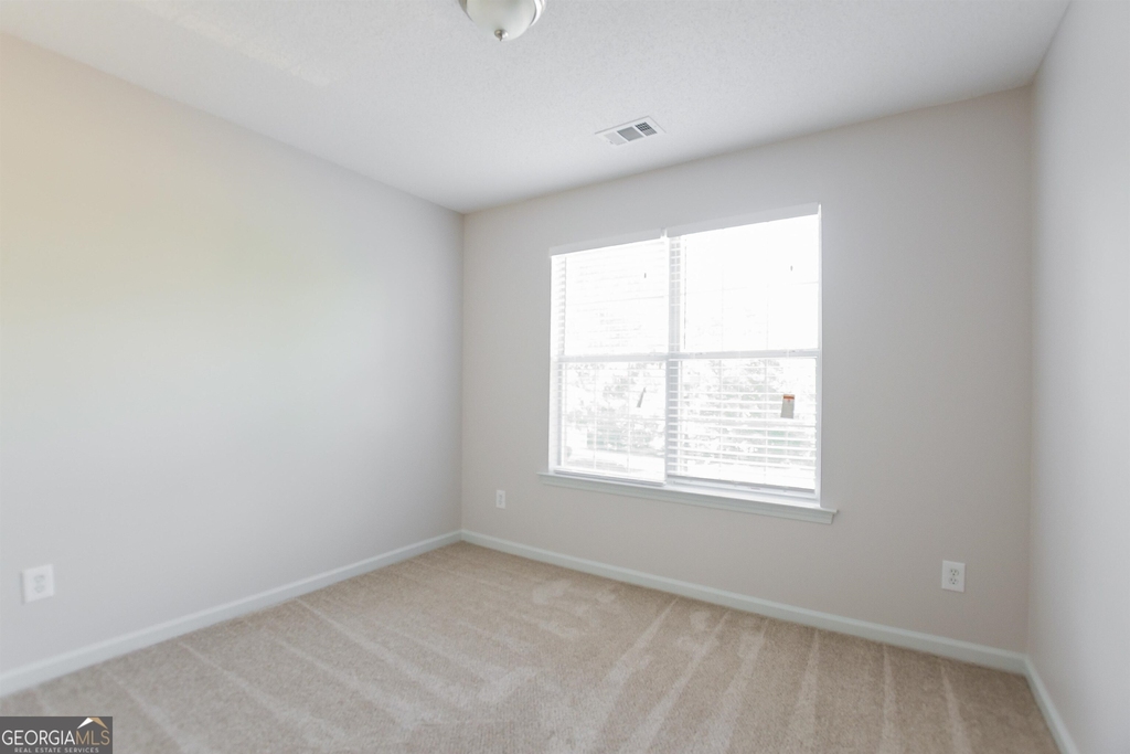 720 White Oak Court - Photo 10