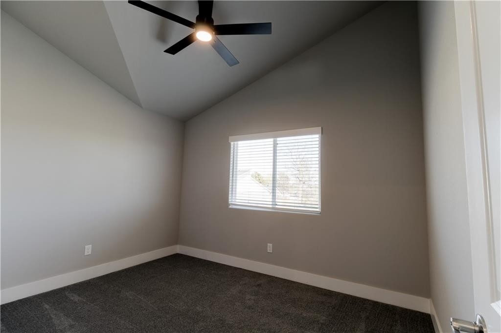 647 Sun Meadow  Loop - Photo 4