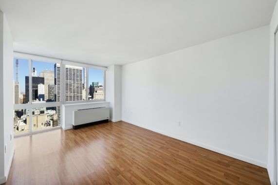 66 West 38th Street - Photo 3