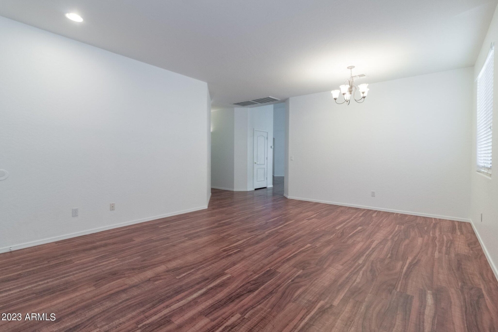 3036 E Kingbird Place - Photo 5