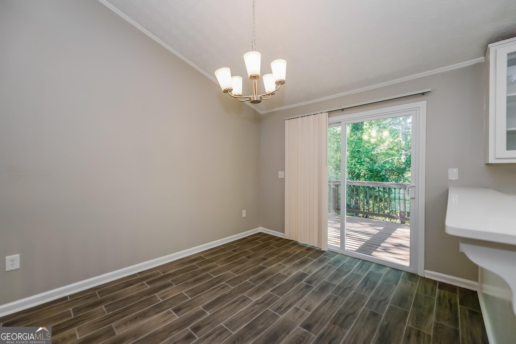 4323 Ridgetop Drive - Photo 5