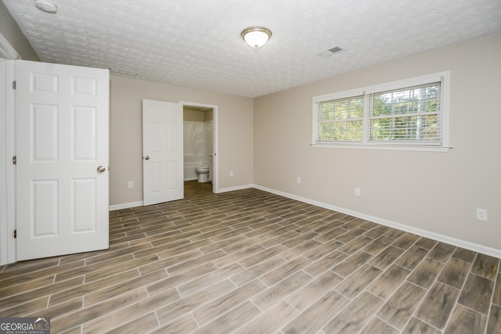 4323 Ridgetop Drive - Photo 10