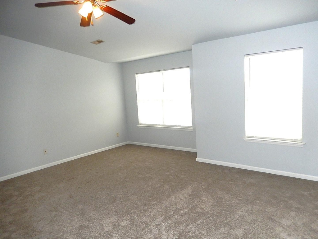 1211 Canyon Rock Court - Photo 16