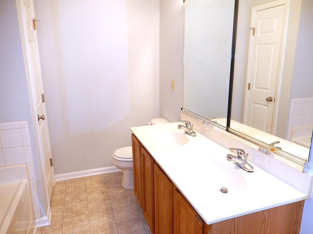 1211 Canyon Rock Court - Photo 13