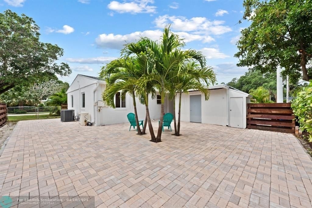 847 Sw 18th Ct - Photo 15