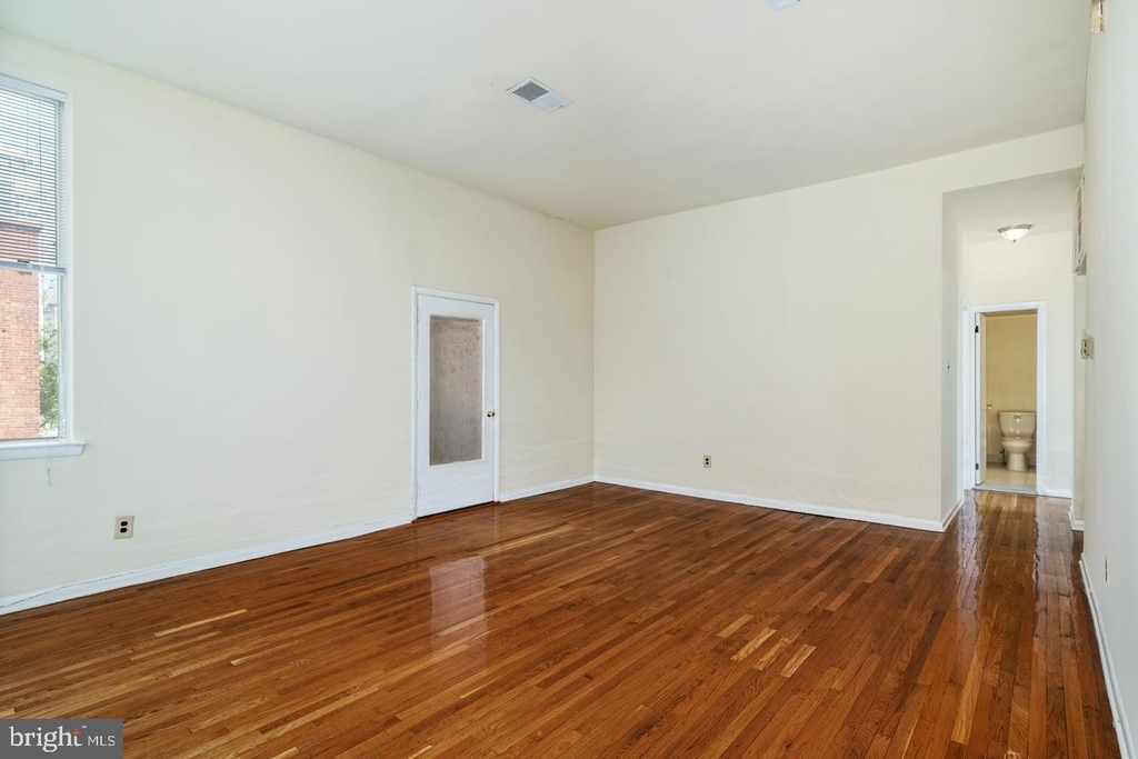 1720 Lombard Street - Photo 9