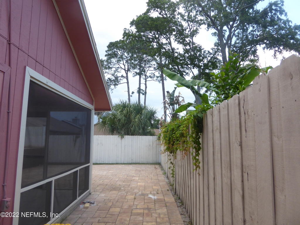 14317 Coral Reef Drive S - Photo 3
