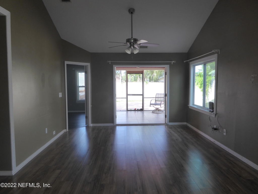 14317 Coral Reef Drive S - Photo 10