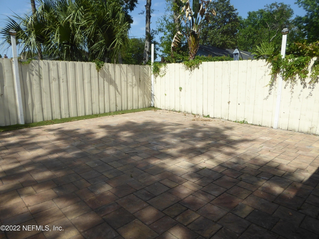 14317 Coral Reef Drive S - Photo 23