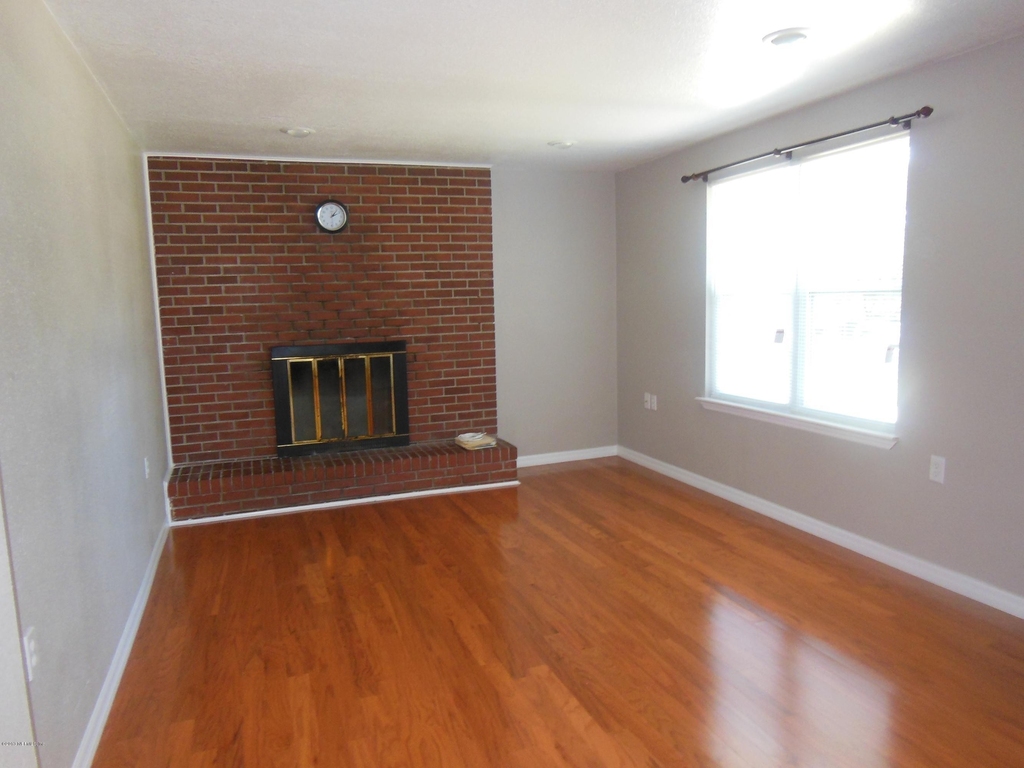 1070 Lark Street - Photo 7