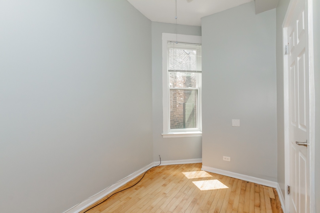 3131 W Augusta Boulevard - Photo 5