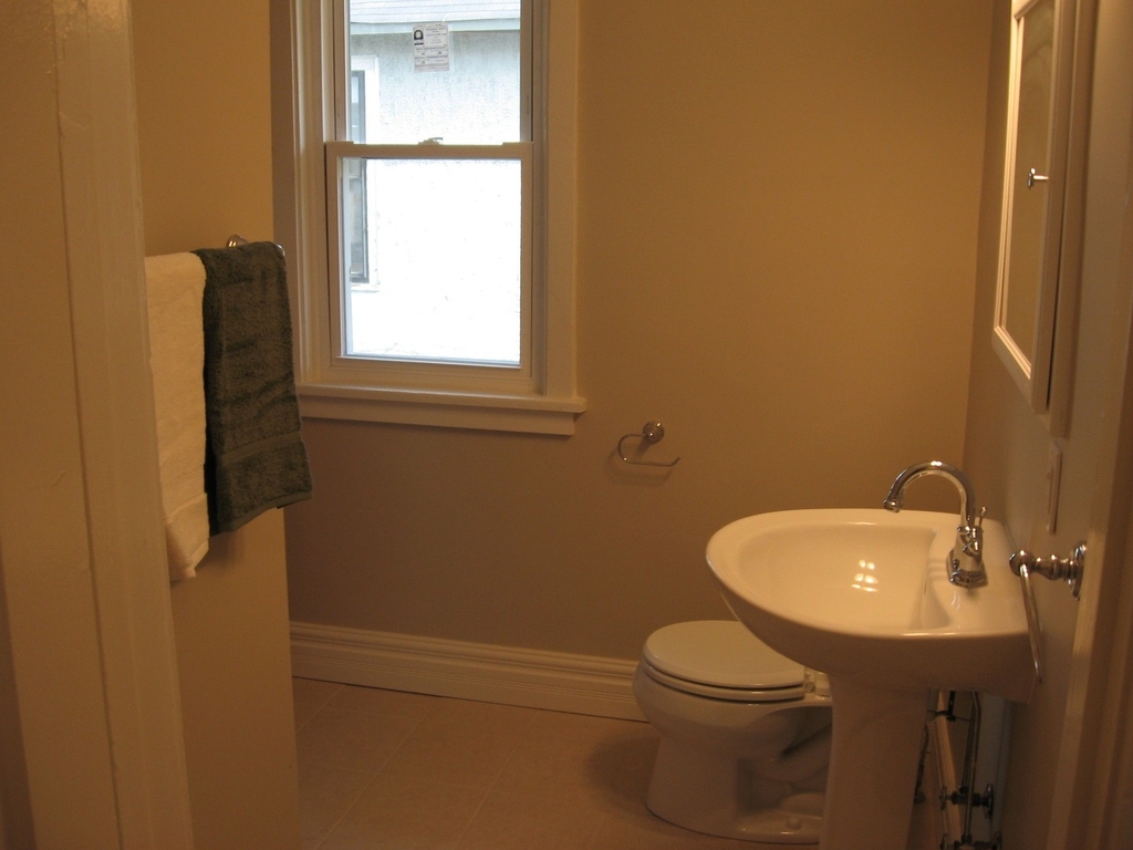 1322 Wilmette Avenue - Photo 3