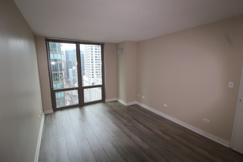 2 E Erie Street - Photo 1