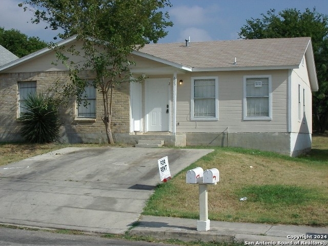 625 I St - Photo 0