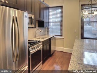 308 S 12th St - Photo 2