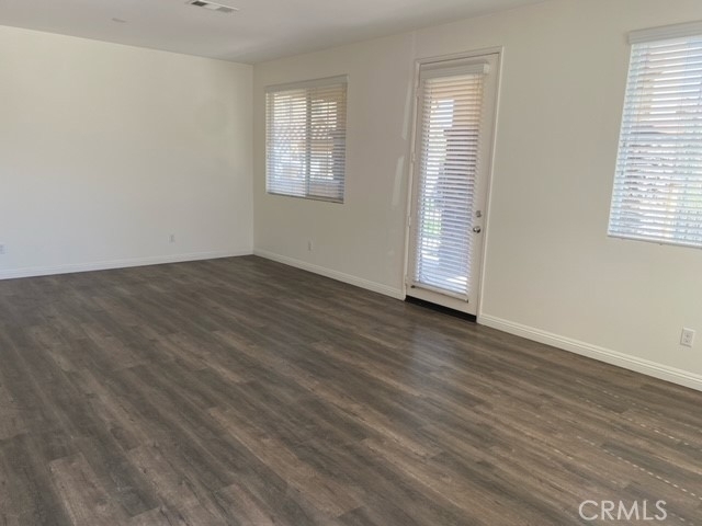 8069 Cresta Bella Road - Photo 9