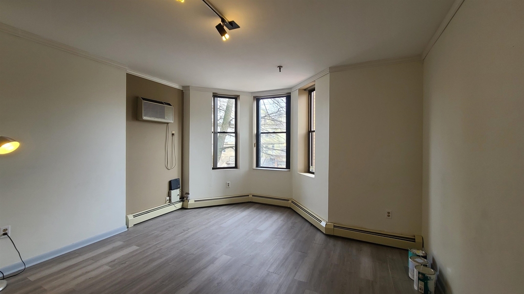 4905 Park Ave - Photo 6