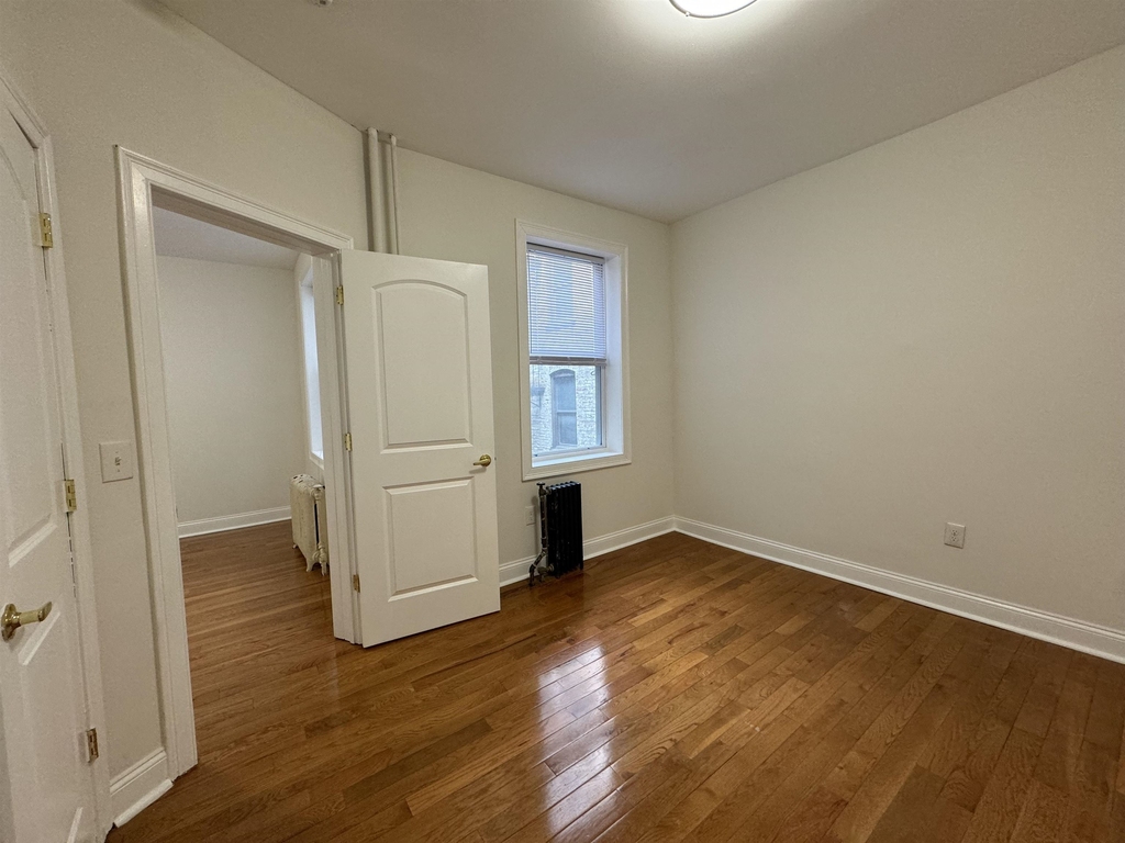 6404 Park Ave - Photo 2