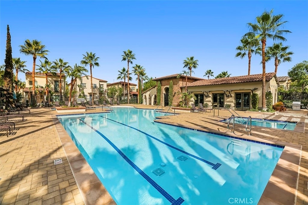 710 E Valencia Street - Photo 26