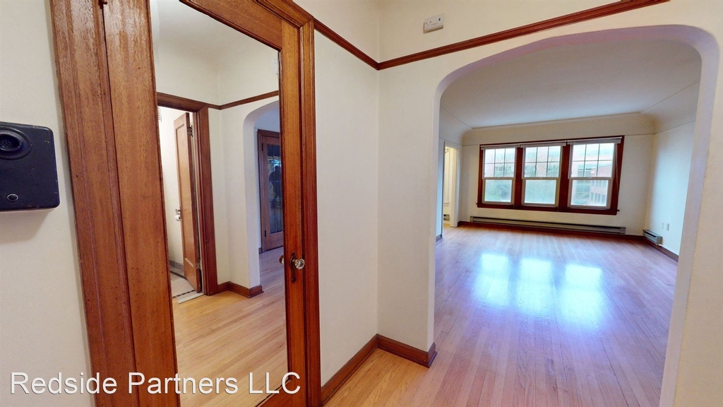 326 W. Mercer Street - Photo 1