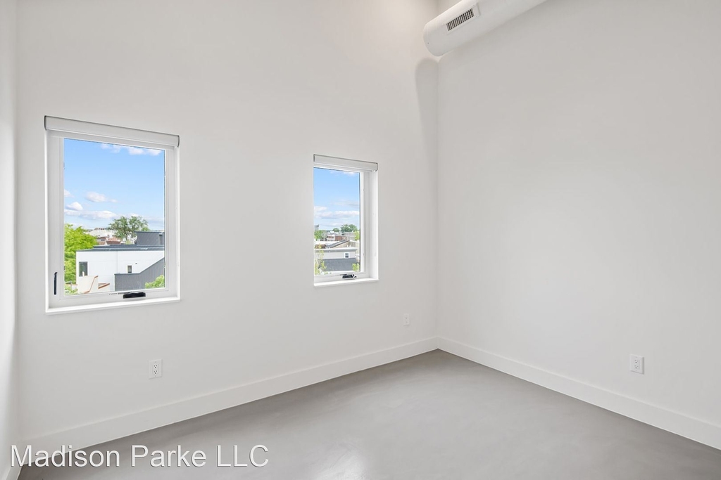 2201 Frankford Ave - Photo 14