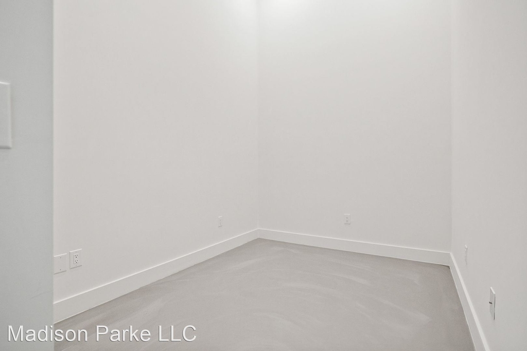2201 Frankford Ave - Photo 16