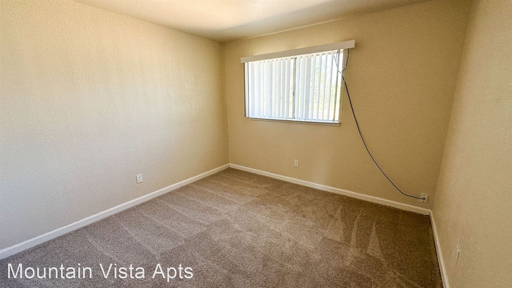 4175 Neil Road - Photo 9