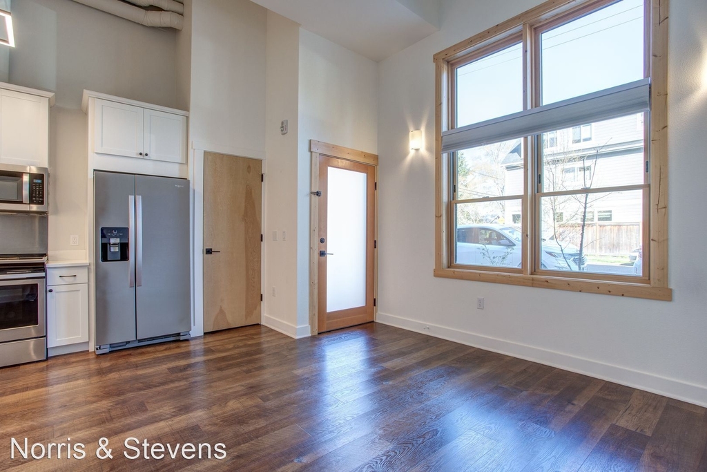 1278 Se Marion Street - Photo 4