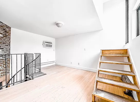 163 Stanton Street - Photo 4