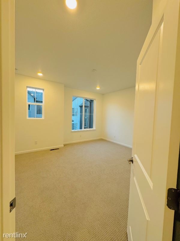 475 Millwall Circle - Photo 4