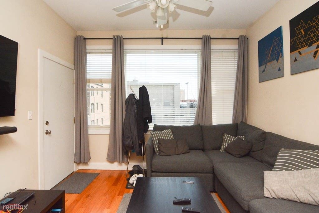 3817 N. Fremont, Unit R-5 - Photo 6