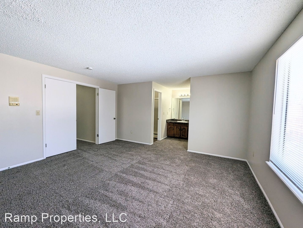 3826 S Bahama Way - Photo 15