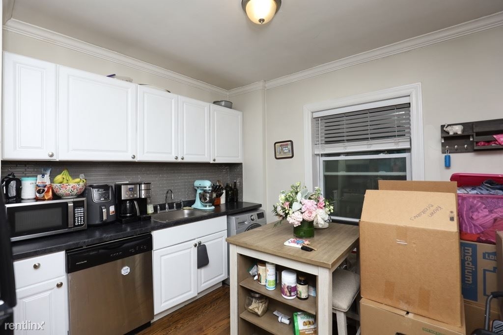 2149 N. Fremont, Unit N-4 - Photo 1