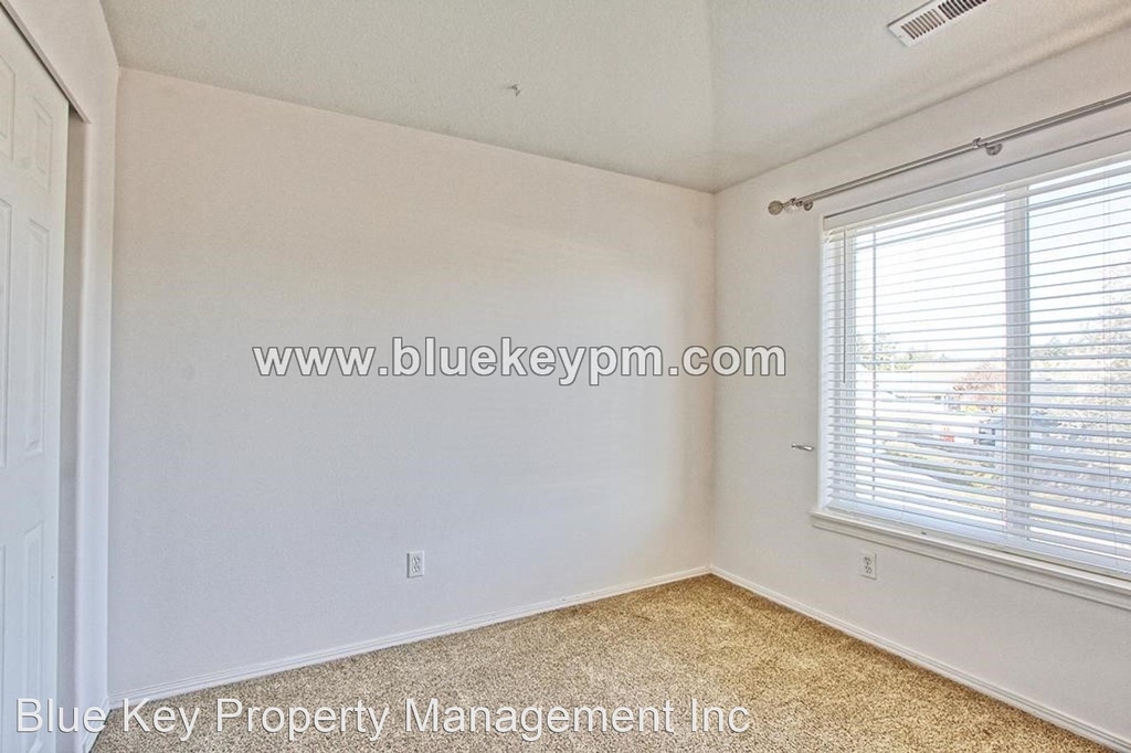 16701 Ne 9th Street - Photo 17