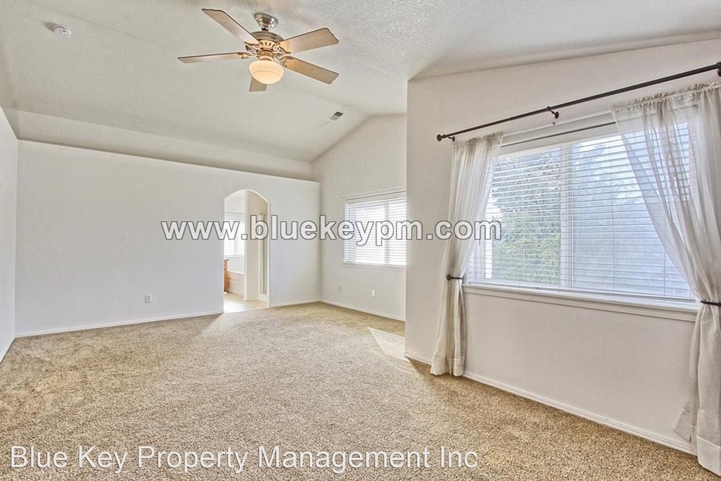 16701 Ne 9th Street - Photo 11