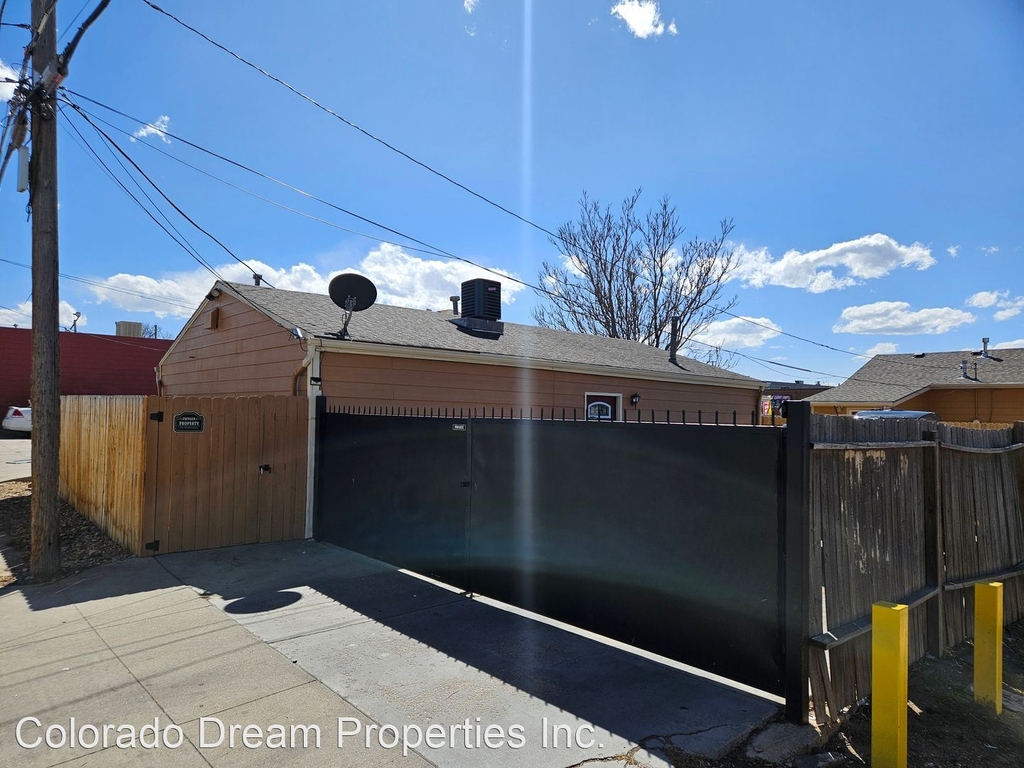 1446 Jamaica St B - Photo 23