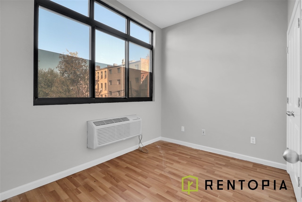 1468 Bushwick Avenue - Photo 2