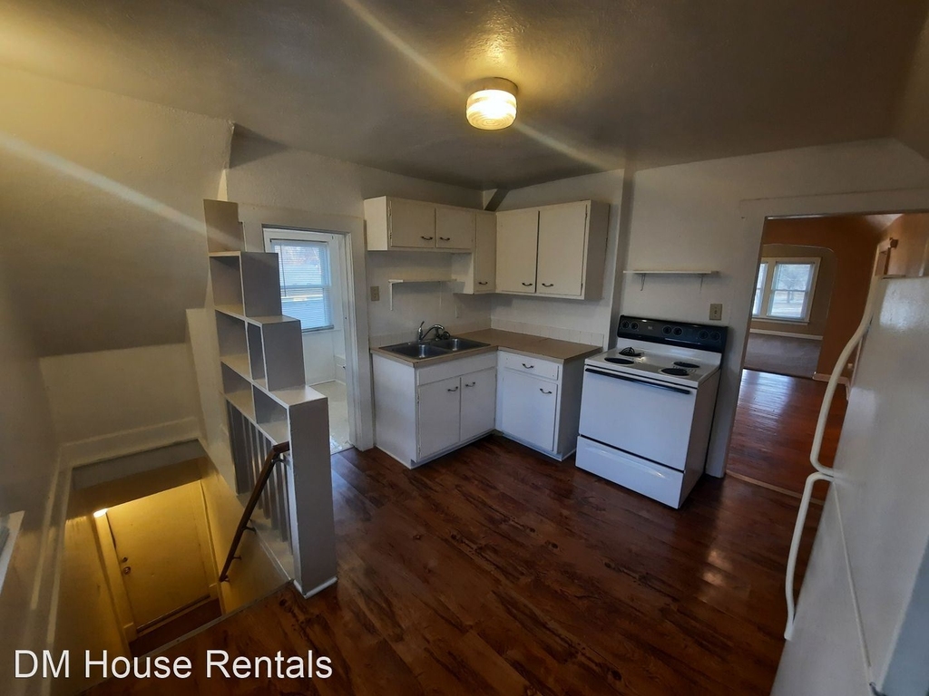 2136 Lyon Street - Photo 1