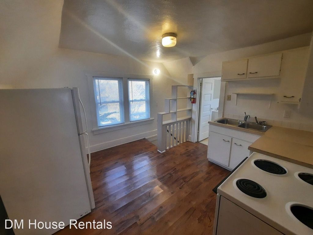 2136 Lyon Street - Photo 3