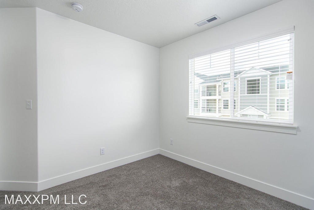 1777 W Newcastle Ln #132 - Photo 22