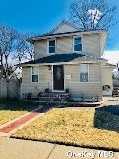 320 Clayton Street - Photo 0