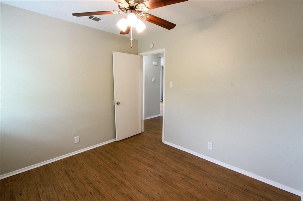 11905 Alpheus Ave - Photo 12