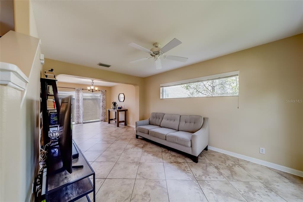 13298 Thoroughbred Loop - Photo 3