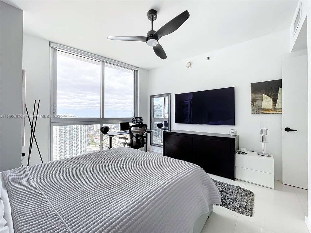 475 Brickell Ave - Photo 23