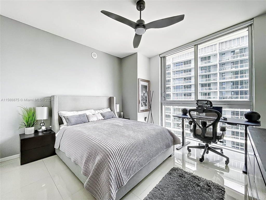 475 Brickell Ave - Photo 24