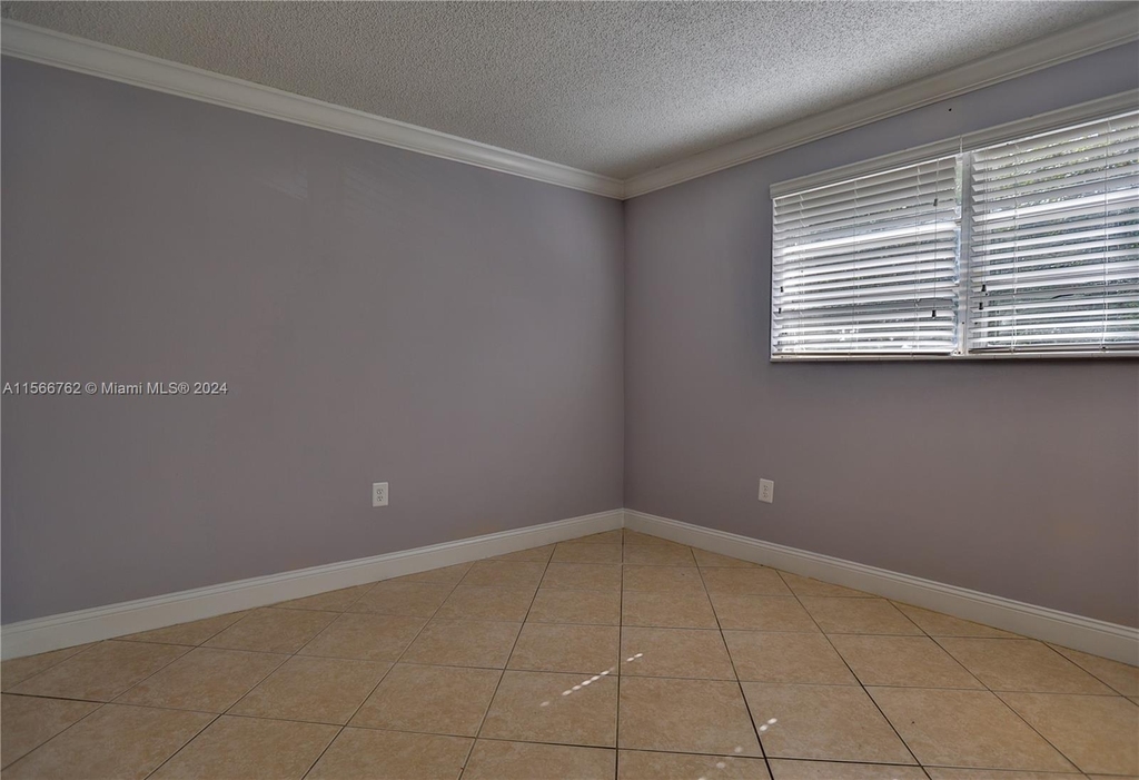 8387 Sw 137th Ave - Photo 24