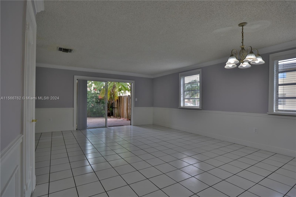 8387 Sw 137th Ave - Photo 16